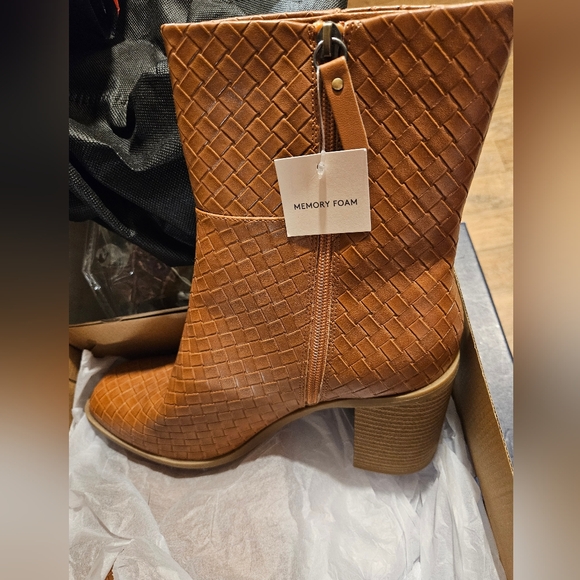 Universal Thread Arden Mid Shaft Boots Cognac - Picture 3 of 8